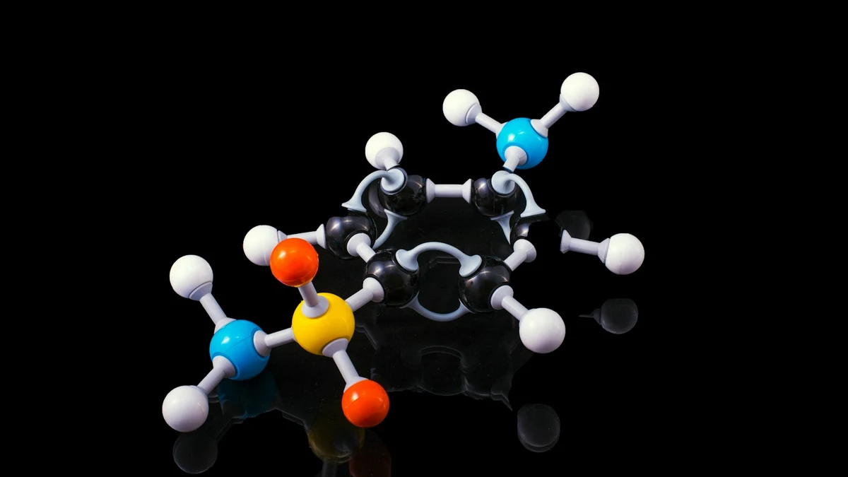 Claude가 생체분자 모델 30개를 4배 빠르게 만든 4주